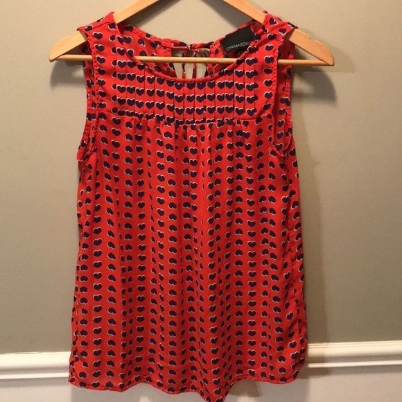 CYNTHIA ROWLEY Sleeveless Pleated Heart Blouse - Picture 3 of 8